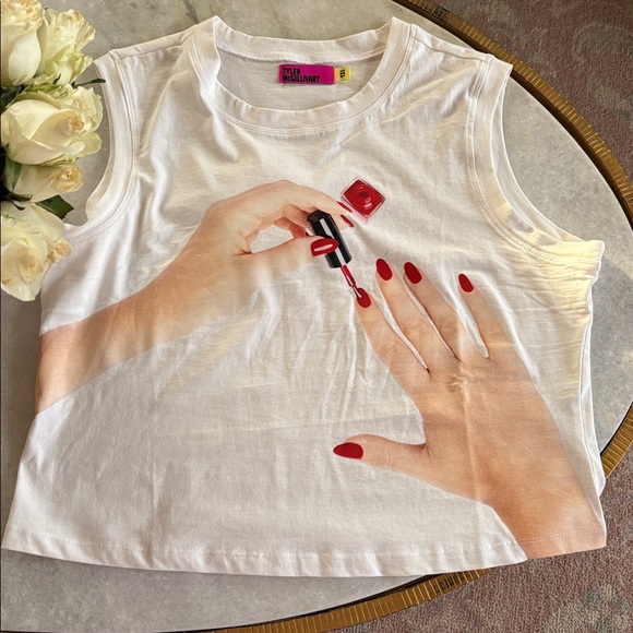 Dover Tank - Picture 2 of 5